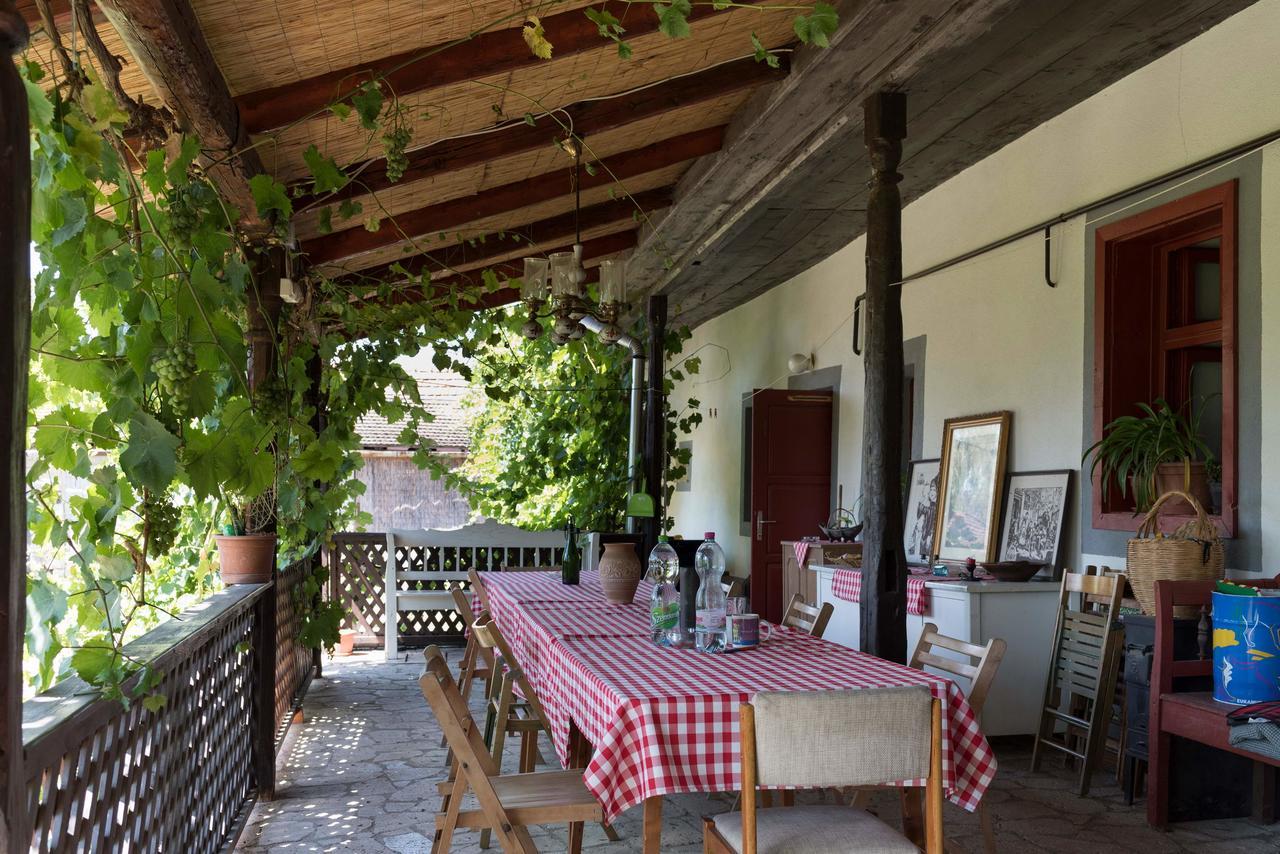 타칼 Pataky Borporta B&B 외부 사진