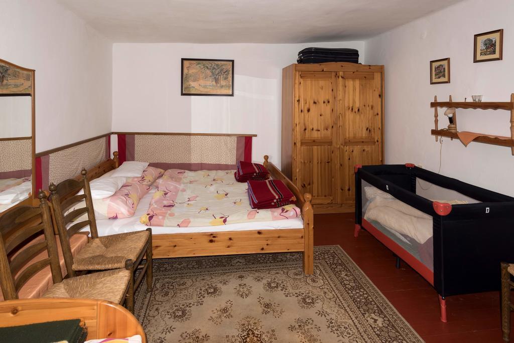타칼 Pataky Borporta B&B 외부 사진