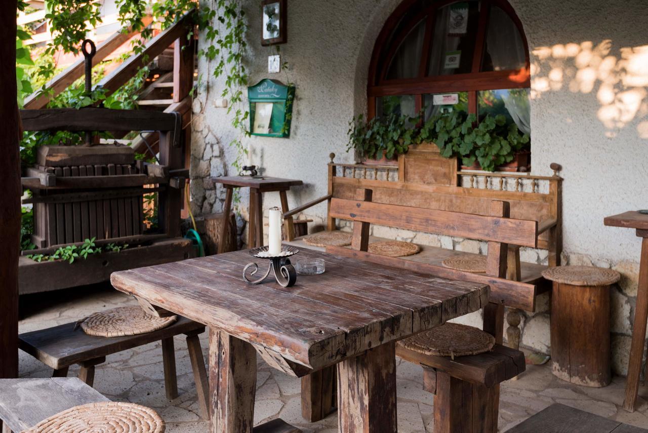 타칼 Pataky Borporta B&B 외부 사진